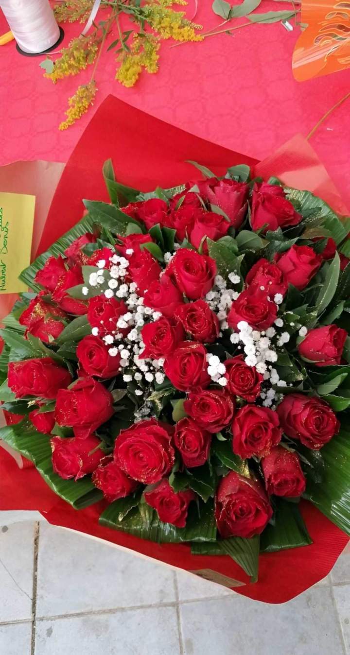 Bouquet de roses rouges Saint-Paul