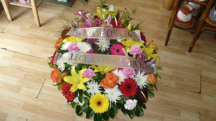 Art floral contemporain Saint‑Paul