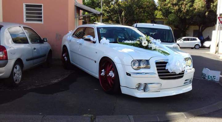 Art floral contemporain Saint‑Paul